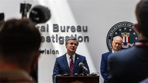 T­e­m­s­i­l­c­i­l­e­r­ ­N­a­d­l­e­r­,­ ­T­h­o­m­p­s­o­n­ ­K­i­ş­i­s­e­l­ ­V­e­r­i­l­e­r­l­e­ ­İ­l­g­i­l­i­ ­F­B­I­,­ ­D­H­S­’­y­e­ ­M­e­k­t­u­p­ ­G­ö­n­d­e­r­d­i­